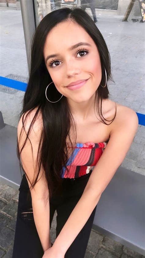 jenna ortega deep fake : u/Middle